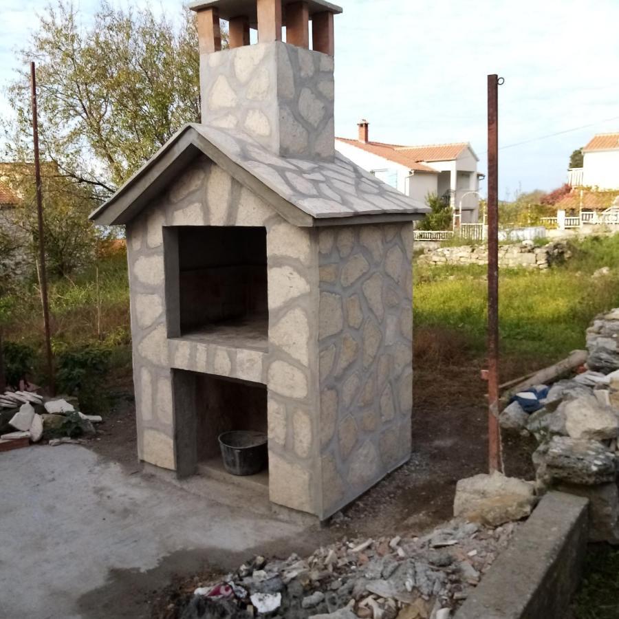 Iva Villa Prvic Sepurine Bagian luar foto